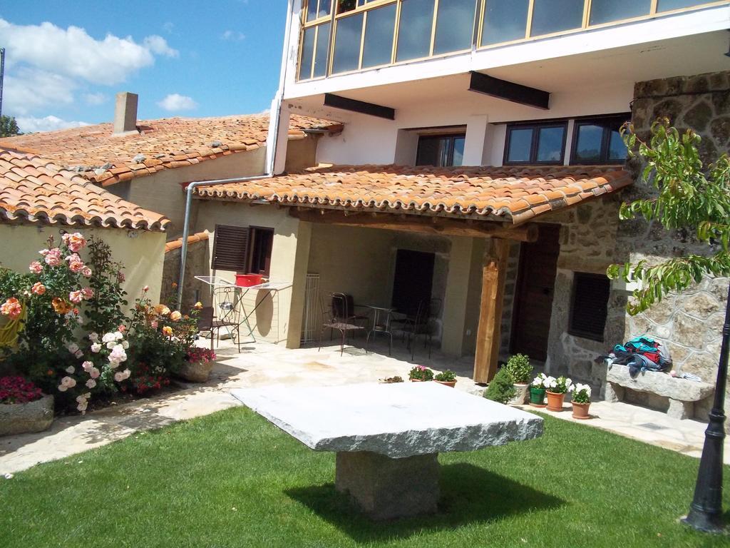 Casa Rural La Esmeralda นาวาร์เรดอนดา เด เกรโดส ห้อง รูปภาพ